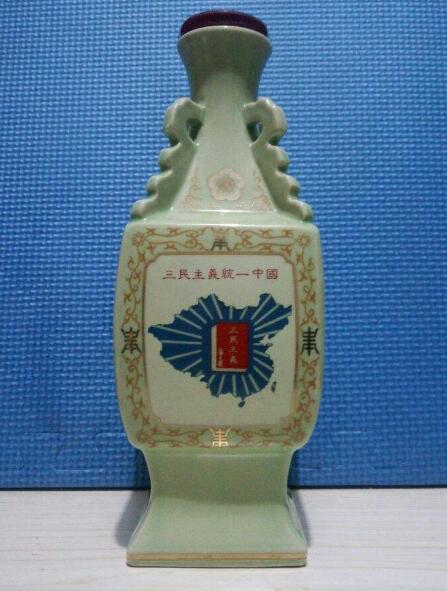 酒瓶最新資訊 玻璃酒瓶廠未來(lái)的發(fā)展趨勢(shì)與日用器皿的融合